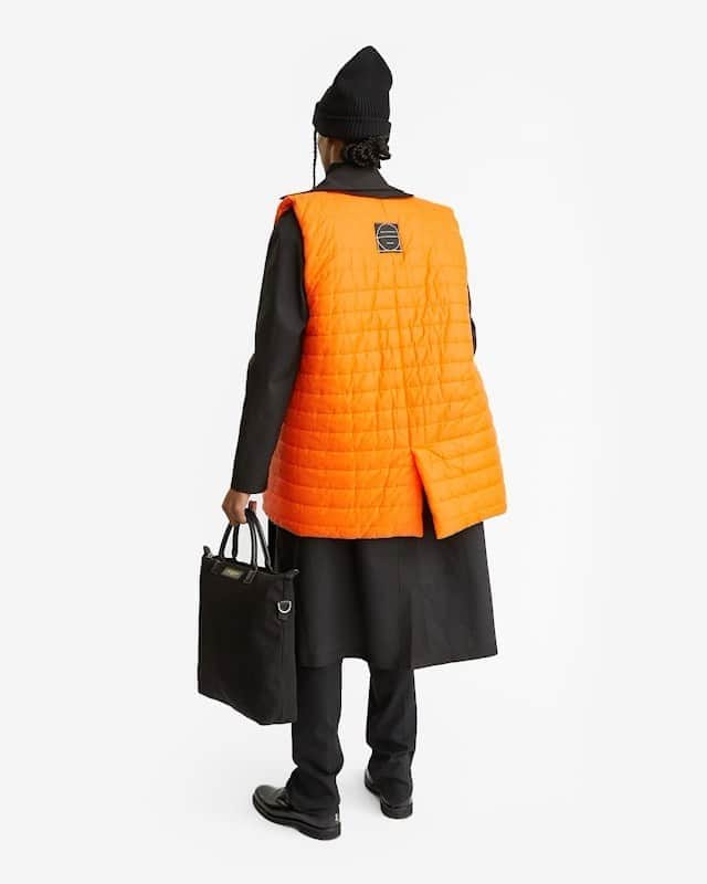 ウォントのインスタグラム：「The Edinburgh trench coat.  A minimal iteration of the classic trench coat, the Edinburgh is equipped with a detachable insulated liner—wear yours overtop for a bold signature look.  Link in bio to shop.  #wantlesessentiels #worldofwant」