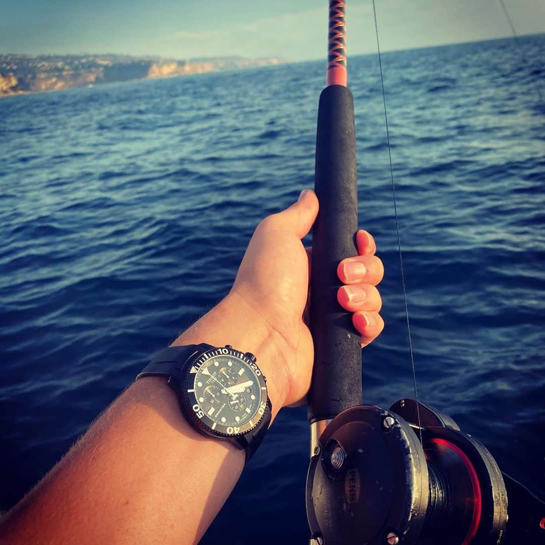 クレイ・トンプソンのインスタグラム：「The #seastar aka the halibut magnet 🧲 🎣 ( I wish 🤞 🦨) !! @tissot.us」