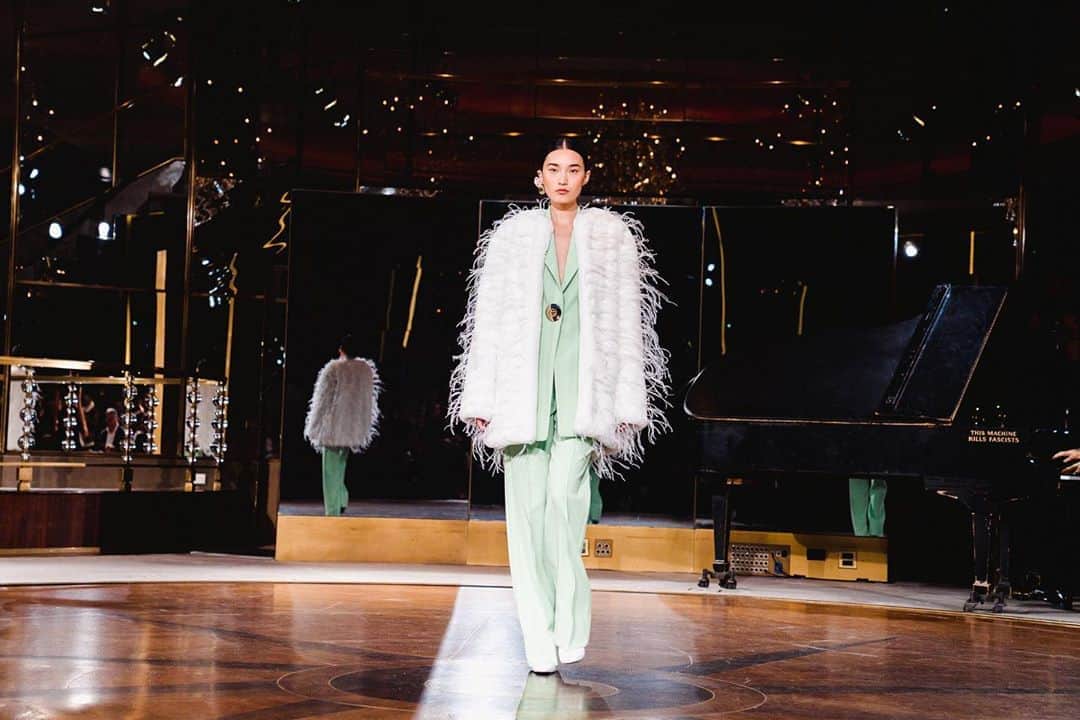 のインスタグラム：「Fresh tailoring 💚」