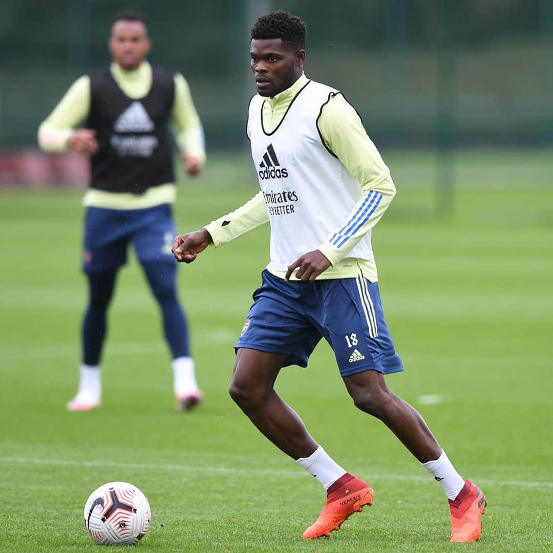 トーマス・パーテイさんのインスタグラム写真 - (トーマス・パーテイInstagram)「First training completed 💪🏾」10月17日 3時06分 - thomaspartey5