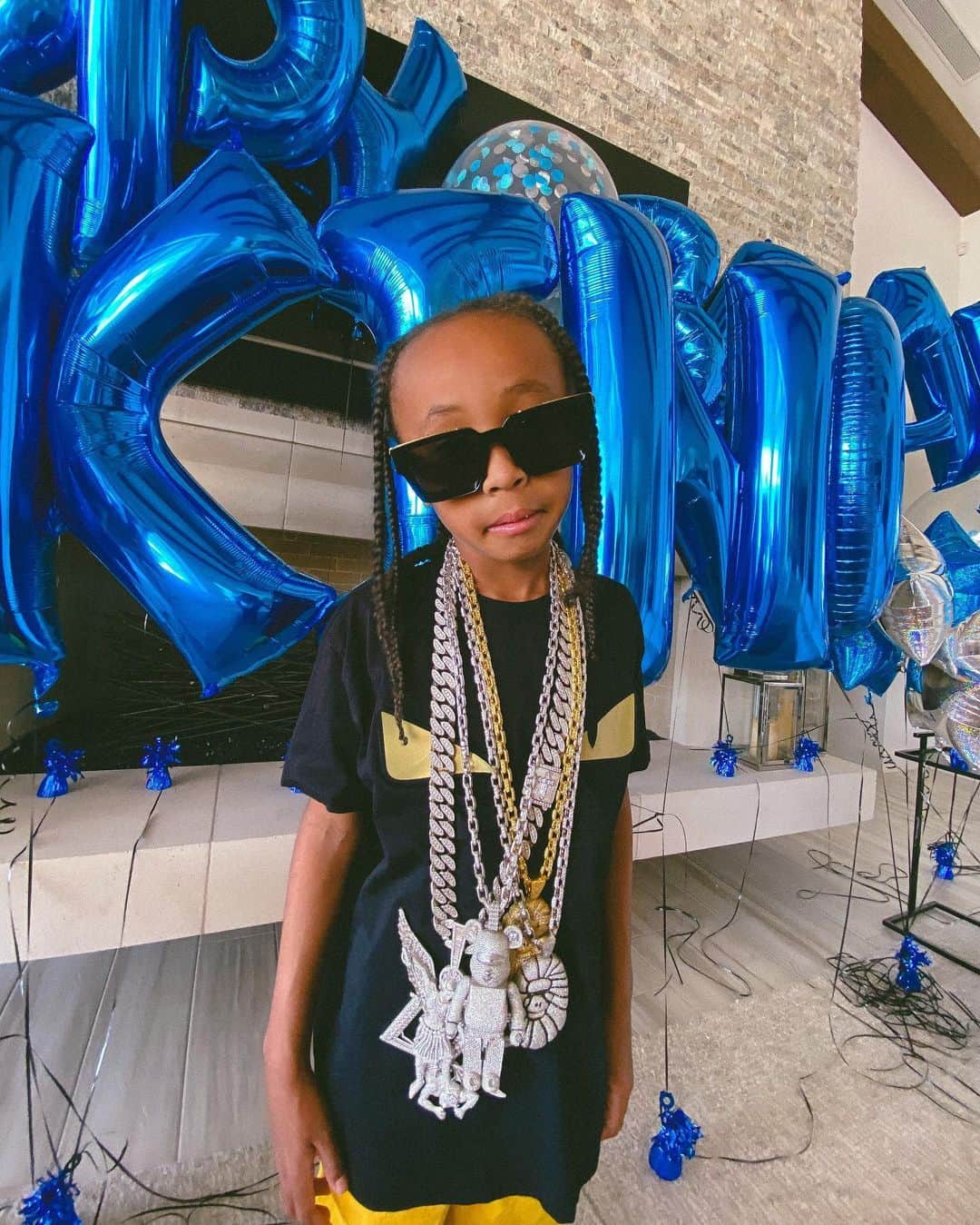タイガのインスタグラム：「My mini me goin up!! King Bean 8 today❤️❤️❤️❤️❤️❤️❤️❤️❤️❤️❤️❤️❤️」