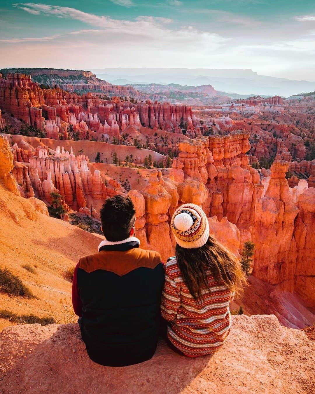 instagoodさんのインスタグラム写真 - (instagoodInstagram)「@maza.travel Happy October my friends! 🎃 🍁  Visiting Bryce Canyon National Park in person was absolutely amazing.🤩  Before we visited the park I wondered if I was even going to find it breathtaking because I had grown up literally seeing thousands of pictures from it.   But I have to tell you guys, the second I got there and saw the hoodoos with my own eyes, I was AMAZED!😍  This park is truly like no other place on Earth. It’s so unique and amazing, especially in that golden light!💫  We couldn’t take 2 steps without wanting to stop for a photo because the light was just so so stunning. 😍   That’s why travel is amazing. You can see all the photos of a place but nothing will beat the experience of being there and seeing it for yourself. ❤️  Have you been to Bryce Canyon National Park? Or felt the same way about a place you thought wouldn’t amaze you but STILL did? 😍⬇️」10月17日 3時58分 - instagood