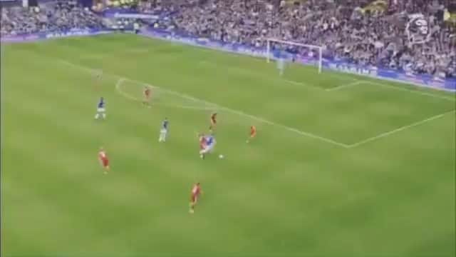 のインスタグラム：「One more sleep @everton 💙」