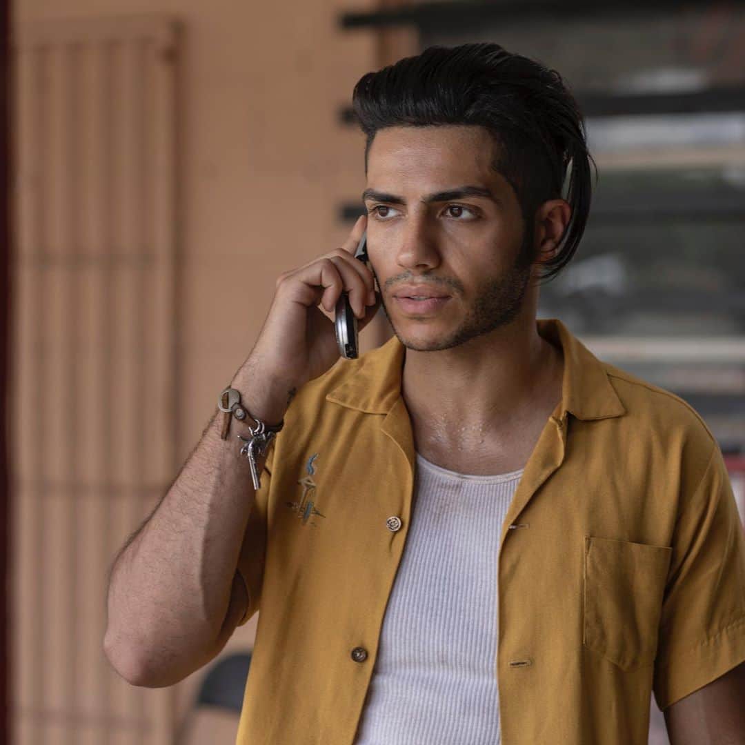 メナ・マスードのインスタグラム：「Hello, is that 2021? How’s it looking over there?」