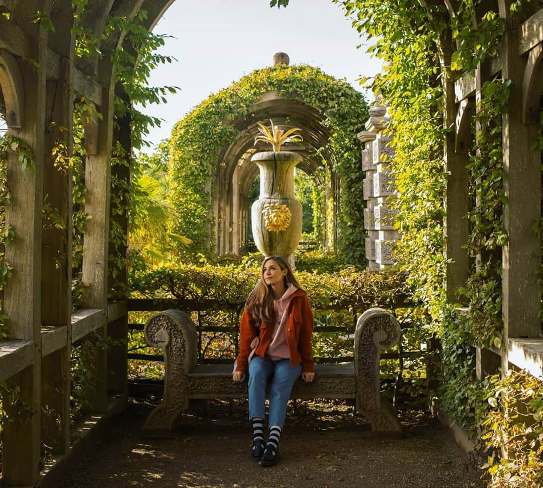 ピューディパイさんのインスタグラム写真 - (ピューディパイInstagram)「We made a visit to Arundel Castle and caught 1 hour of actual sunshine in UK. 😎☀️」10月17日 4時15分 - pewdiepie