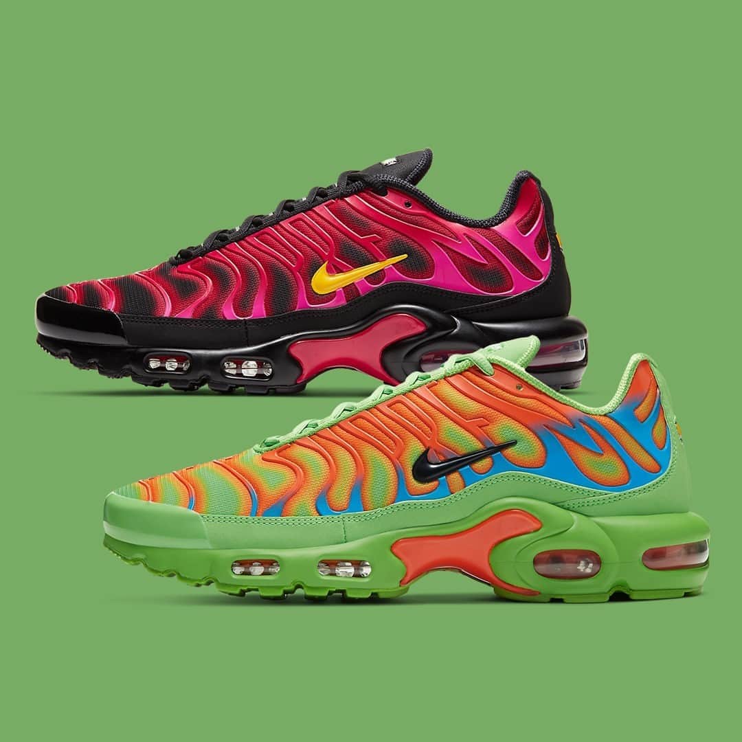 Sneaker Newsさんのインスタグラム写真 - (Sneaker NewsInstagram)「The @supremenewyork x Nike Air Max Plus will release on Nike SNKRS on October 22nd in the "Mean Green" and "Fire Pink" colorways. Tap the link in our bio for the full details.」10月17日 5時01分 - sneakernews