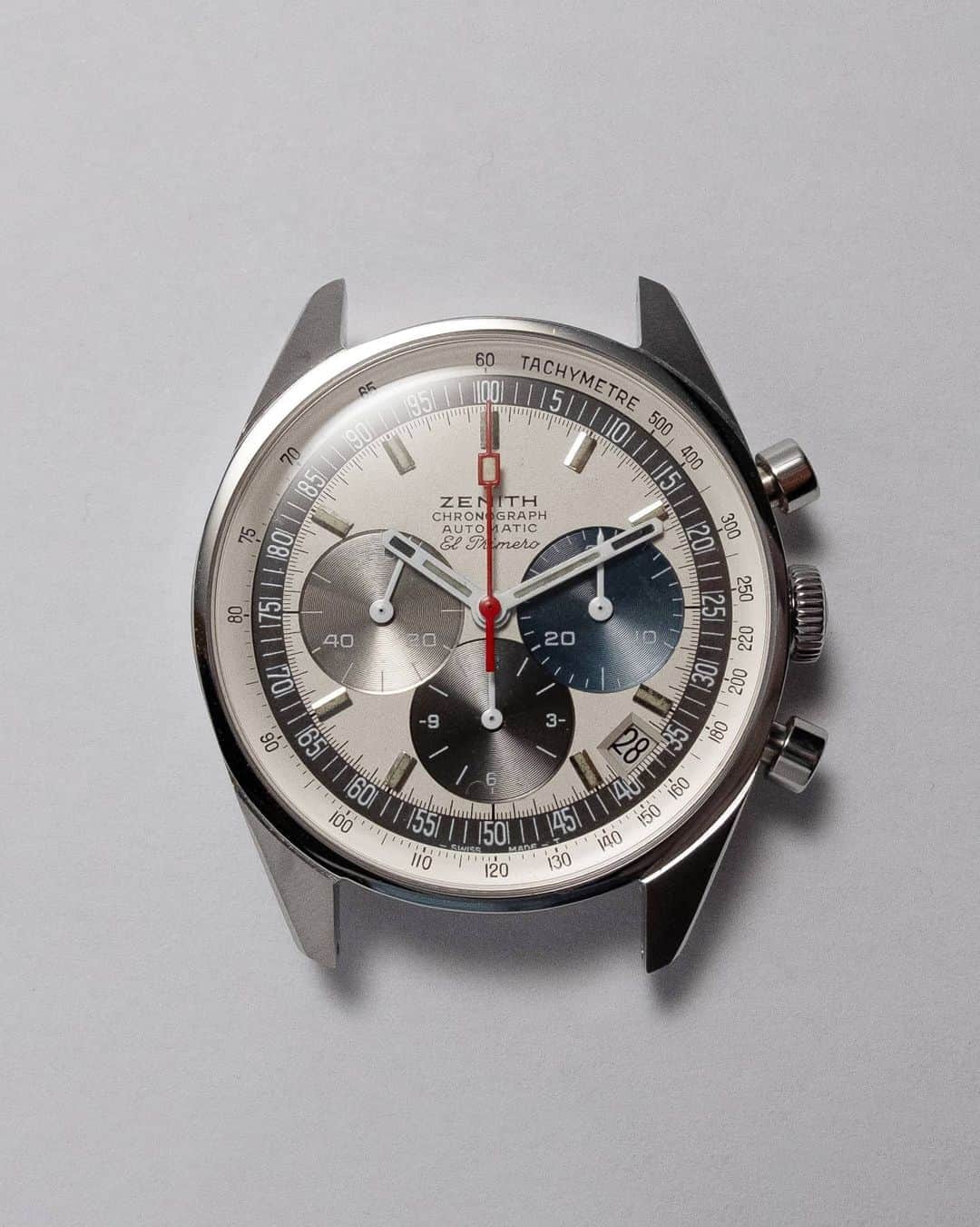 ゼニスさんのインスタグラム写真 - (ゼニスInstagram)「#Icons: The AH386, arguably one of the most iconic chronographs ever made. Also one of the original watches equipped with the El Primero in 1969, it stands out with its tri-color chronograph counters, an element that has become a signature El Primero feature over the decades.  The AH385, one of the original watches launched with the El Primero in 1969. It’s distinguished by its brown gradient or “fumé” dial, something of a rarity back then.  And last but not least the AH384, one of the three watches that originally launched alongside the El Primero calibre and used to represent the revolutionary movement as “the world’s first automatic chronograph”.  #Zenith #ZenithWatches #Watches #Watch #Watchesofinstagram #Watchfam #WatchoftheDay #Luxury #WatchAddict #Watchcollector #Horology #DailyWatch #ElPrimero #Chronograph #VintageWatches #ZenithIcons」10月17日 5時02分 - zenithwatches