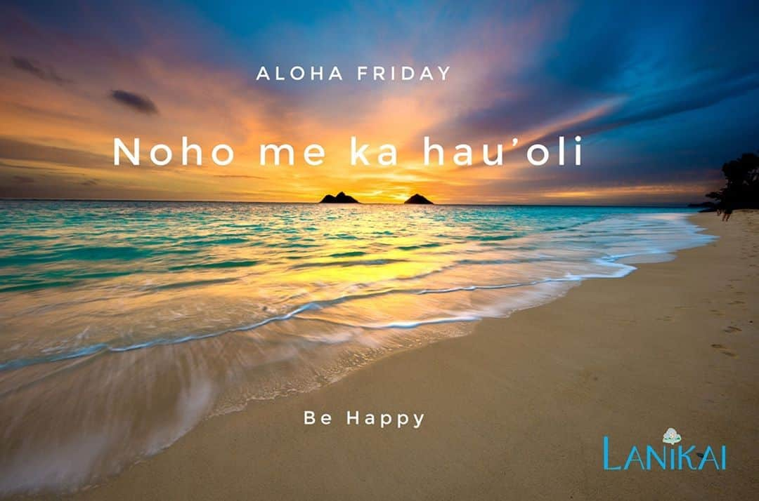 Lanikai Bath and Bodyさんのインスタグラム写真 - (Lanikai Bath and BodyInstagram)「It's Aloha Friday. Enjoy your weekend and Be Happy always. #LanikaiBathandbody #Kailuatownhi #BeHappy #GoKailua #AlohaFriday #nature #bestoftheday」10月17日 5時15分 - lanikaibathandbody