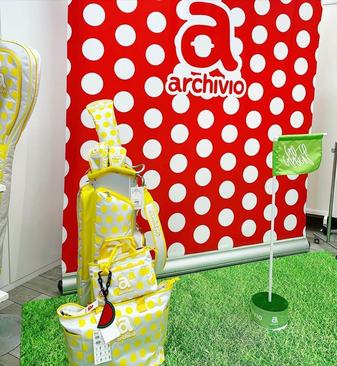 のインスタグラム：「archivio 2021 Spring&Summer exhibition ❤ 🧰👚⛳️👕楽しくてワクワク♬❤️ ありがとうございました❥❥❥ #石山愛子ちゃん #及川絵美子ちゃん #望月理恵ちゃん #横山ルリカちゃん #山本潤ちゃん #たむぷろ #会場で会えました #三浦辰施プロ  #松本あゆ美ちゃん #佐野真彩ちゃん #電波子ちゃん  #滝島梓ちゃん  #宮崎宣子ちゃん #archivio #アルチビオ展示会 #2021SS #ゴルフウェア #ゴルフ女子 #アナウンサー #キャスター #セントフォース #golf  #golfstagram  #golfwear  #reinagolf」