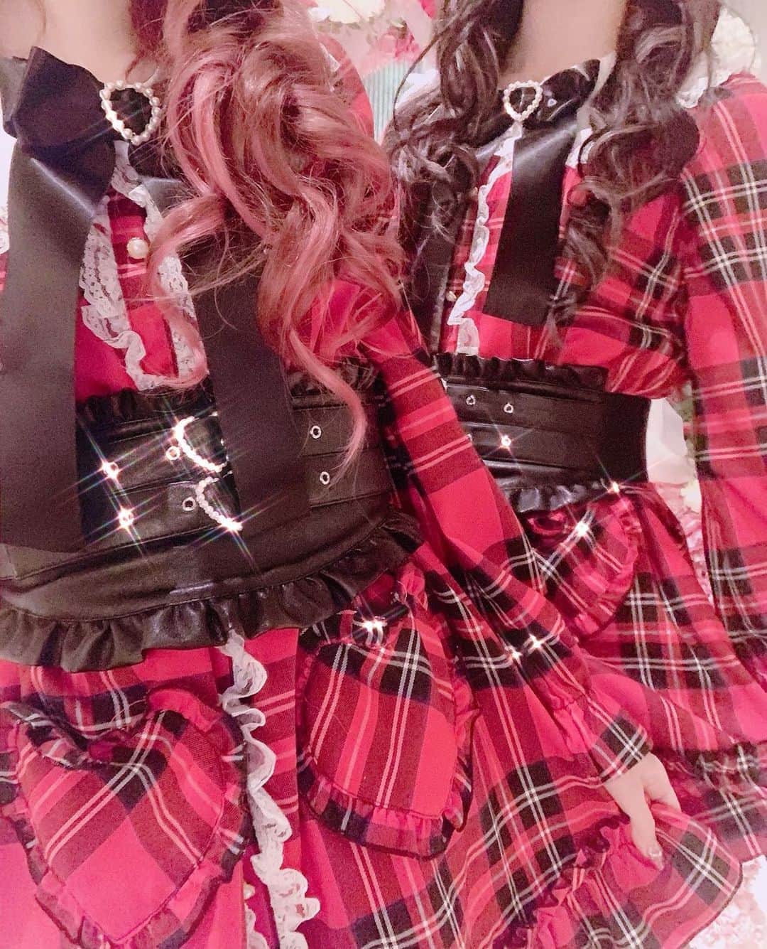 天使ゆらのインスタグラム：「♥️バレンタインコーデ♥️  #ニューハーフ　 #av女優　 #地雷女 #地雷系女子 #量産型 #量産型女子 #マーズ #プリメロ #リボン #シールエクステ #エクステ」