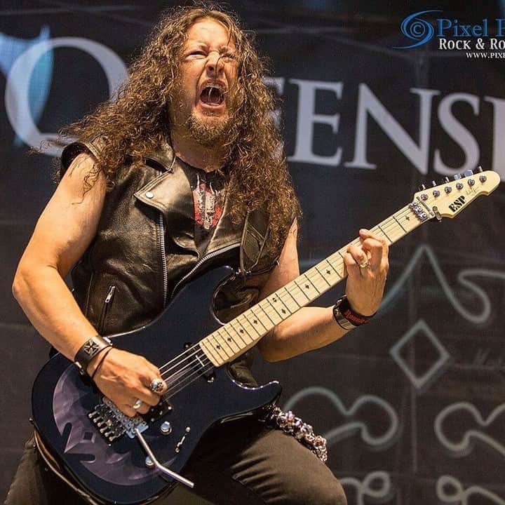 Queensrycheさんのインスタグラム写真 - (QueensrycheInstagram)「#fbf - Michael at FivePoint Amphitheatre in 2018 (photo credit Pixel Perfect Images Photography) #queensryche #flashbackfriday #fivepointamphitheatre #michaelwilton #whip #mastuh #guitarplayer #guitarist #espguitars #triryche #foundingmember #memories #goodtimes #guitarface #bamf #wemissyouall」10月17日 8時30分 - queensrycheofficial