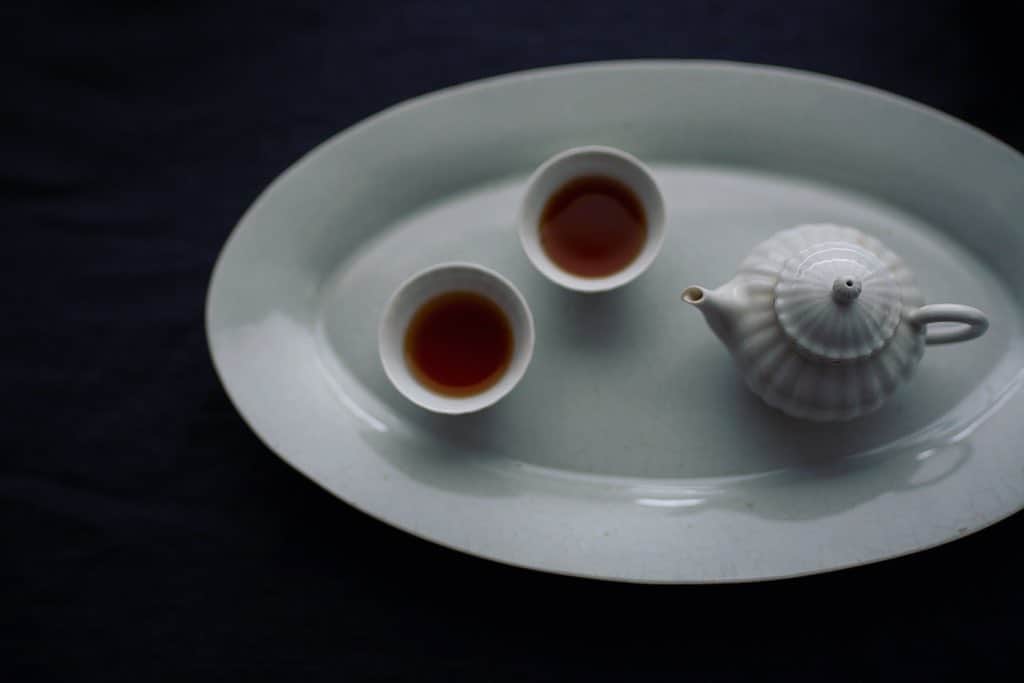 Naomiのインスタグラム：「寄興愛茶人  Good morning! 雨の朝です☂️」