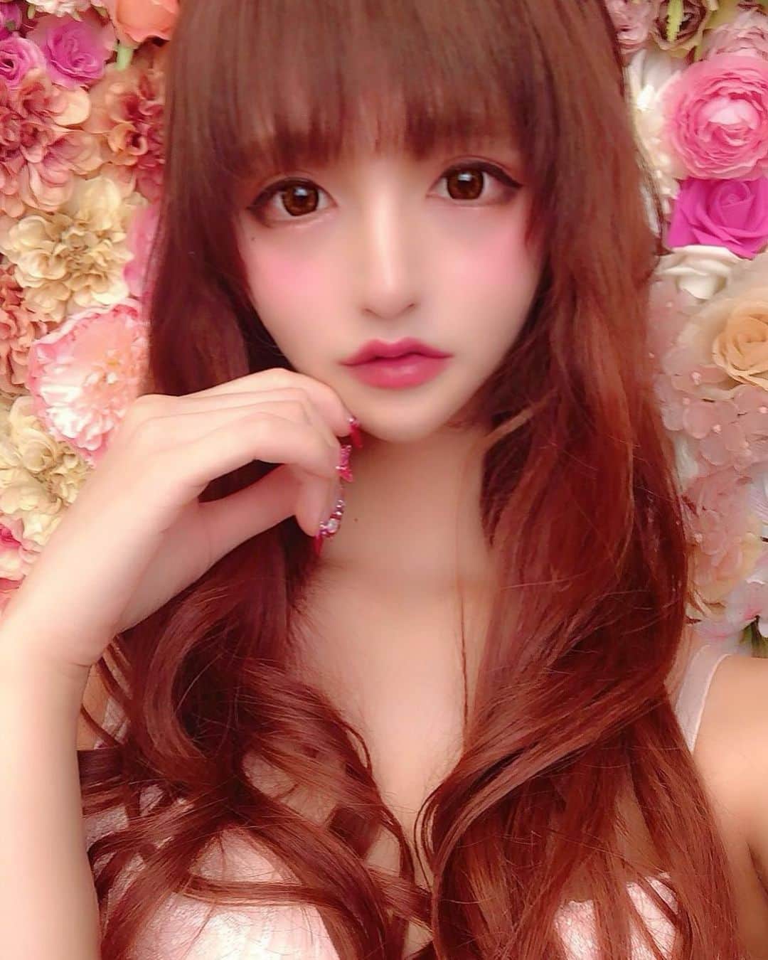 天使ゆらのインスタグラム：「🌸Flower🌸  #ニューハーフ　 #av女優　 #地雷女 #地雷系女子 #量産型 #量産型女子 #マーズ #プリメロ #リボン #シールエクステ #エクステ #赤髪」