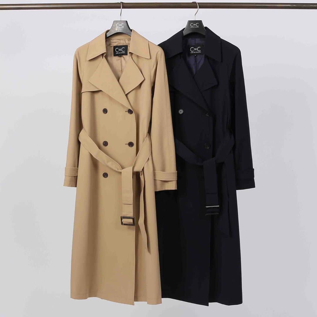 cdec_official Aesthetic Senseのインスタグラム：「. 2020 WINTER New Arrival . . トレンチコート ベージュ・ネイビー . ベーシックながらも上品さ漂うトレンチコート。 コートのレングスはドレスが隠れるくらいのロング丈に設定し、今の気分にアップデートした着こなしに。 . . .  #クードシャンス #2020秋冬 #WINTER #冬コーデ  #WINTERFASHON #トレンド #華やかコーデ　#カジュアルコーデ  #細見え #着回しコーデ  #着回し #大人カジュアル #休日コーデ #ファッション  #大人コーデ  #大人コーディネート #今日のコーデ #今日のコーディネート #お洒落さんと繋がりたい #お洒落さんとつながりたい #ファッション好きな人と繋がりたい #大人女子 #大人女子コーデ #リモートワーク#おしゃれコーデ#リラックスコーデ#トレンチコート #トレンチ」