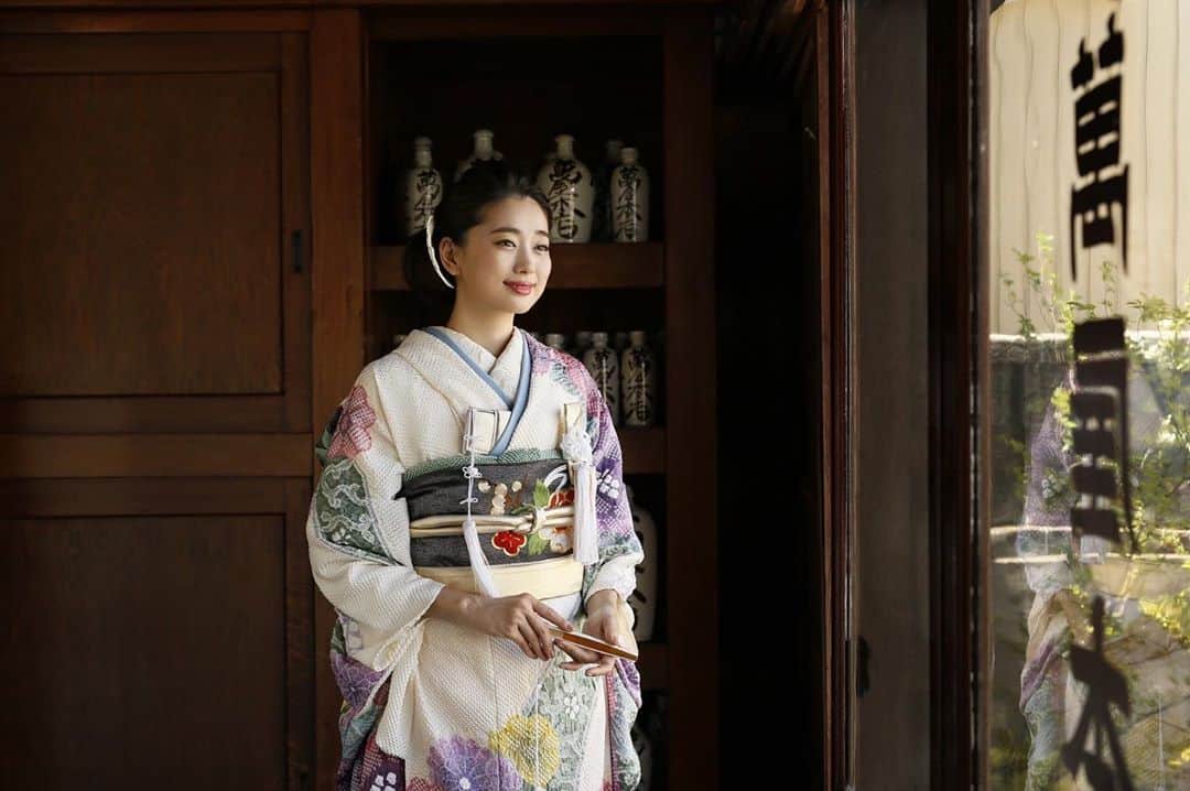 萬屋本店のグルメインスタ