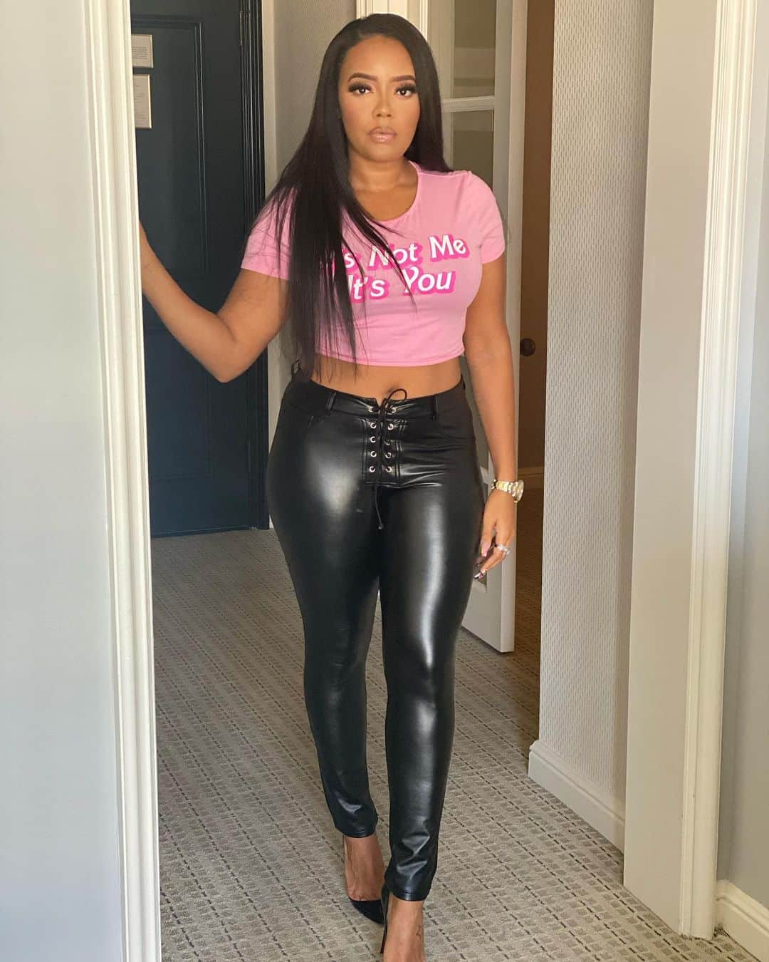 Angela Simmonsさんのインスタグラム写真 - (Angela SimmonsInstagram)「It’s not me ✅ V O T E ✅ @fashionnova FashionNovaPartner」10月17日 9時20分 - angelasimmons