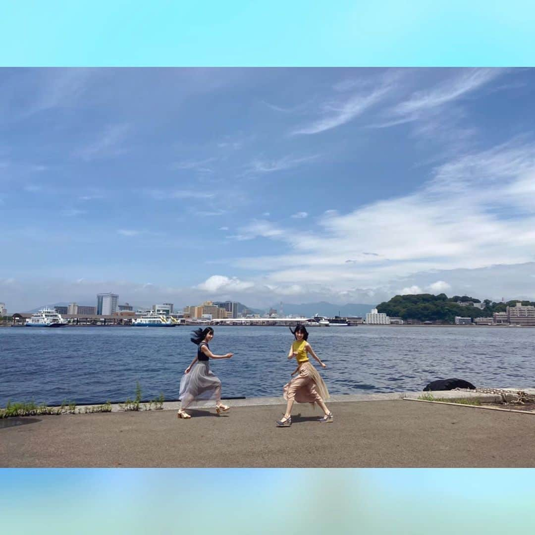 STU48さんのインスタグラム写真 - (STU48Instagram)「💫💫💫  「君の名はっ！！！」な沖舞🪐✨  オフショットから見つけてしまいどうしても載せたくなってしまいました🥺  #STU48 #沖侑果 #Okiyuka #中村舞 #Nakamuramai #アイドル #オフショット #カワイイ #kawaii #BOMB #雑誌撮影 #沖舞」10月17日 9時34分 - stu48.official