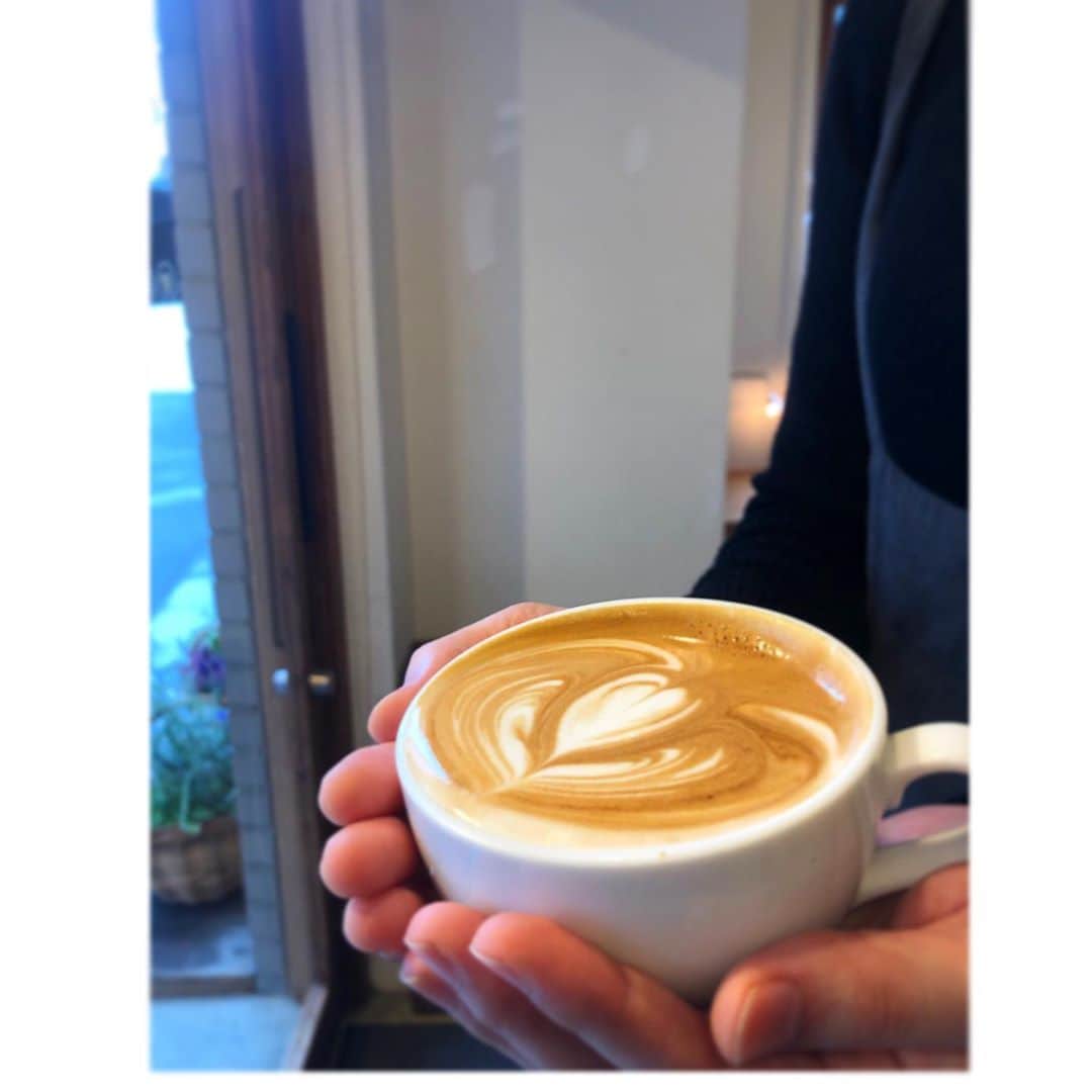 TRICHROMATIC COFFEEのグルメインスタ