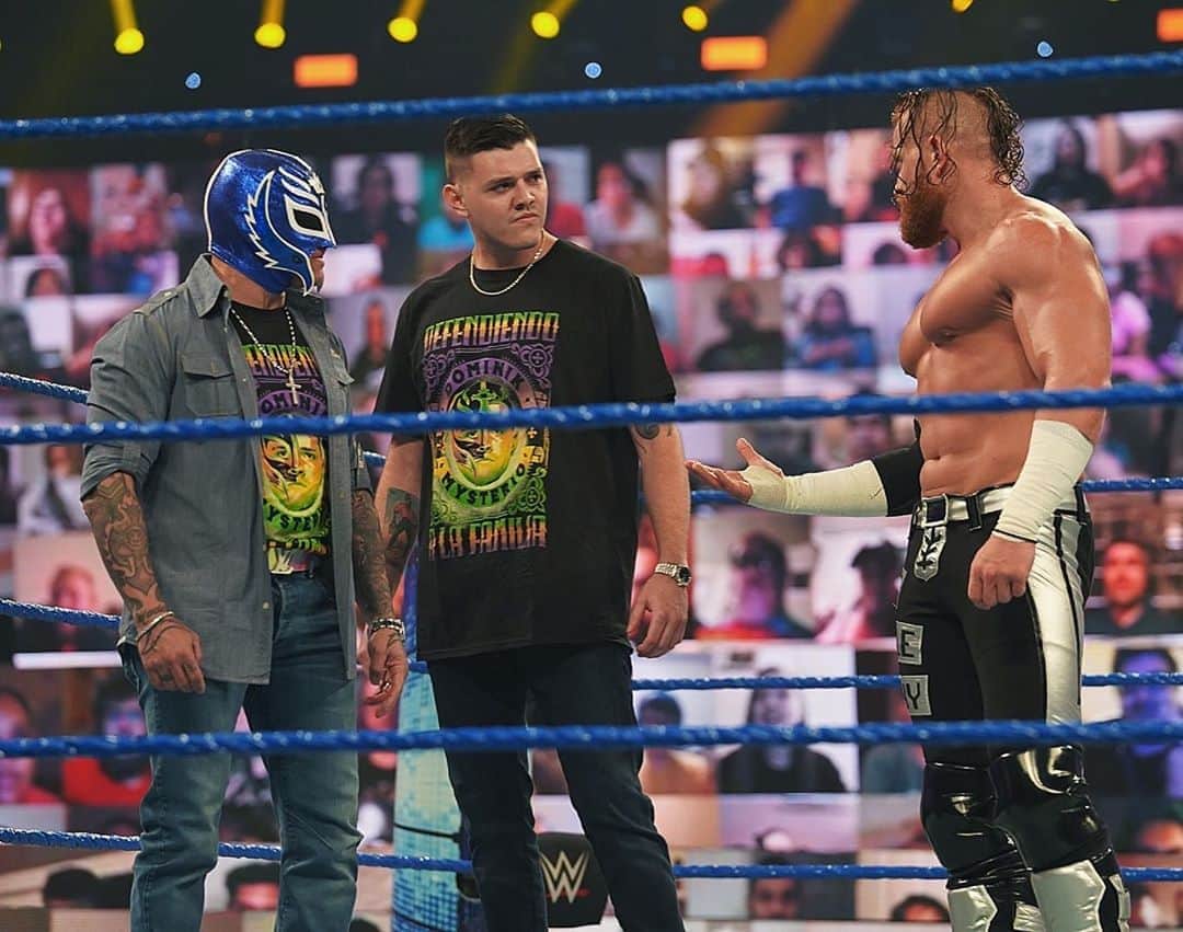 WWEさんのインスタグラム写真 - (WWEInstagram)「Is @wwe_murphy trying to make amends with @619iamlucha & @dominik_35? #SmackDown」10月17日 10時18分 - wwe