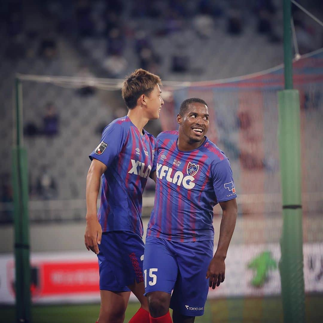 FC東京オフィシャルグッズさんのインスタグラム写真 - (FC東京オフィシャルグッズInstagram)「🔵🔴 vs #清水エスパルス 勝負を決めた追加点。 途中出場でも結果を残す。 @adailton.silva  @fctokyoofficial  #アダイウトン #アダさん #FC東京 #fctokyo #tokyo」10月17日 10時20分 - fctokyoofficial