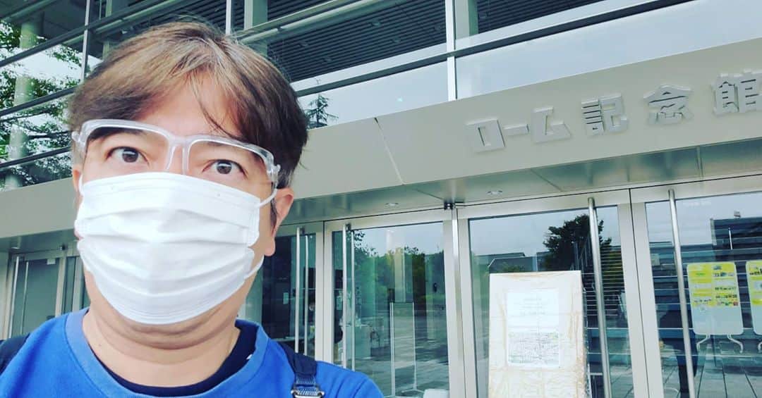 竹内弘一のインスタグラム：「土曜日は先生の日。 京田辺は雨。どこでも雨か(笑) きょうもがんばる！ #同志社大学 #非常勤講師 #生命医科学部 #サイエンスコミュニケーター」