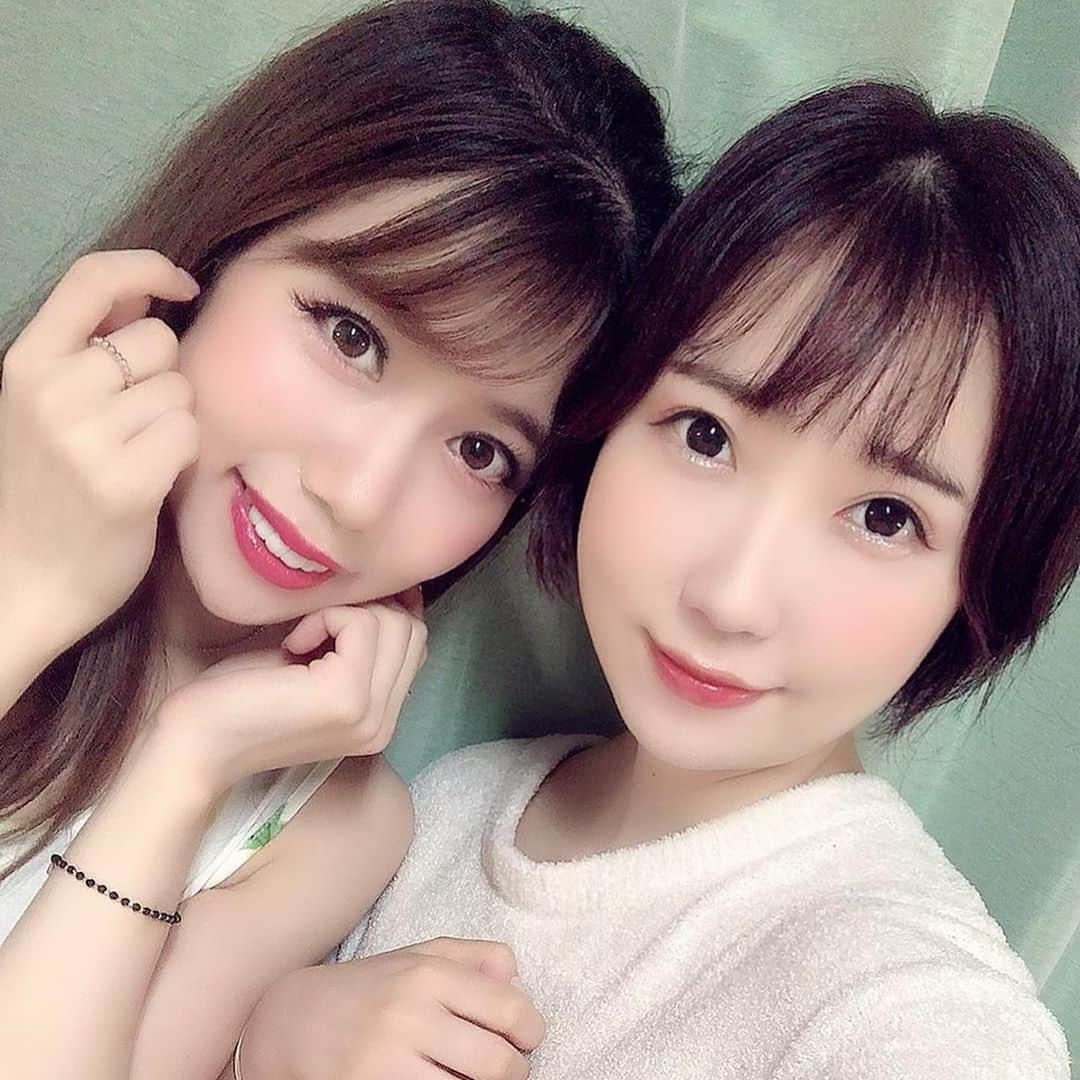 南まゆさんのインスタグラム写真 - (南まゆInstagram)「♡ 大阪から移動🚄 9/21-30 横浜ロック座に出演しておりました💗 . これまた楽屋がｵｱｼｽ~💕✨ 可愛い後輩2人に癒され お姐さんにも癒され とても幸せな日々でした☺️✨✨✨ .  ありがとうございました💗✨ . #浅草ロック座　#感謝御礼 #横浜ロック座 #横浜 #ストリップ  #日本最大　#エンターテイメント #ショー　#ステージ　#最高　#感動　#浅草　#日本　#伝統芸能」10月17日 17時12分 - mayuminami1127