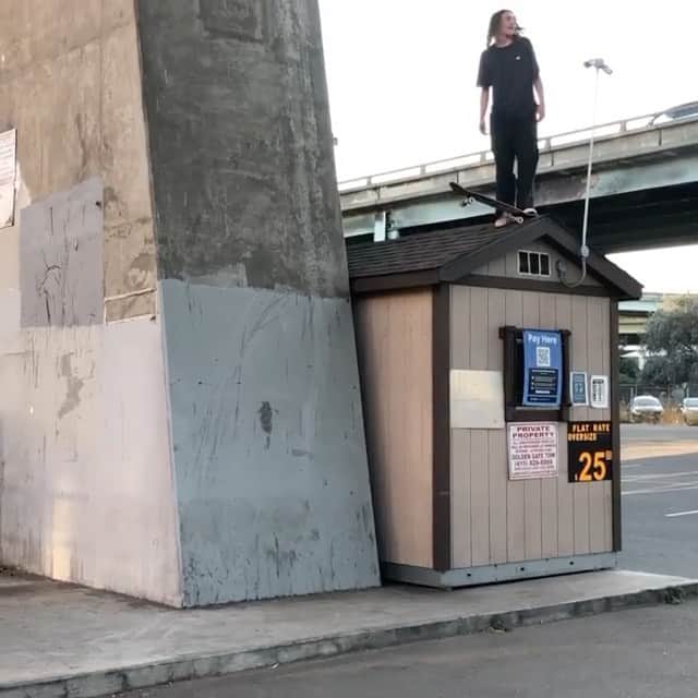 スラッシャーのインスタグラム：「👏🏾 @tonelatham」