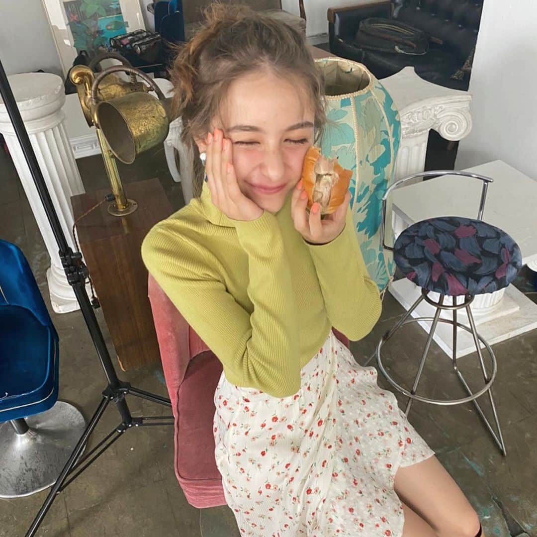 嵐莉菜さんのインスタグラム写真 - (嵐莉菜Instagram)「ケータリングを愛しすぎている 莉菜です笑笑」10月17日 11時56分 - lina_arashi