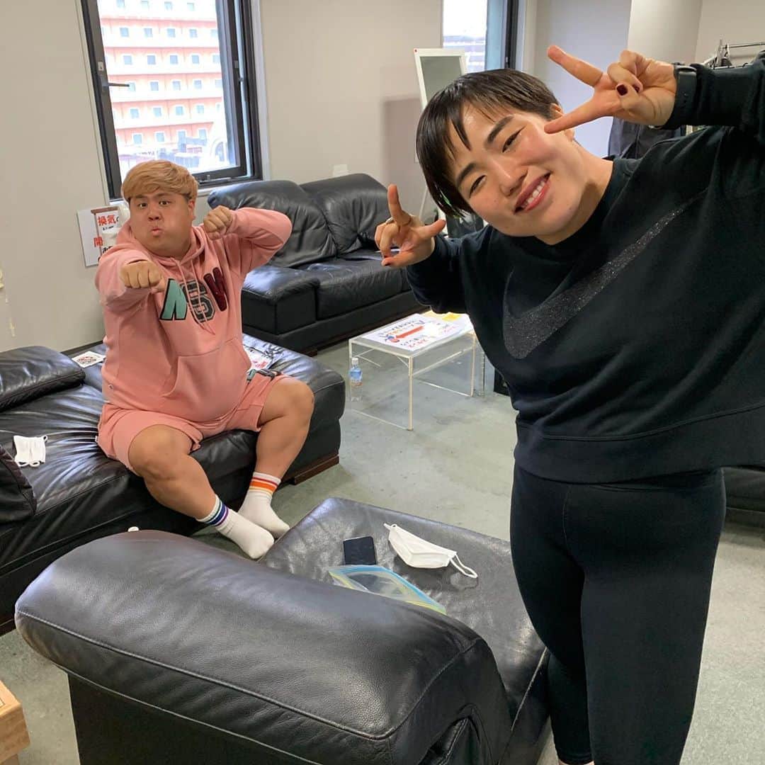 池田真一のインスタグラム：「今日はゆりやんのイチオシで出させてもらいます！！ 『そろそろ にちようチャップリン』 10月17日(土)23:55～24:20  ゆりやんありがとうとしか言いようないわ！」