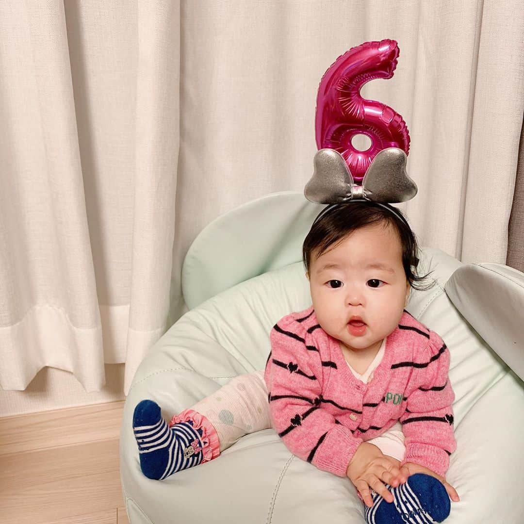 イ・ユンジのインスタグラム：「오늘, 만육개월을찍습니다. #너의내복미#고마워내쪼맹이#소울184일」