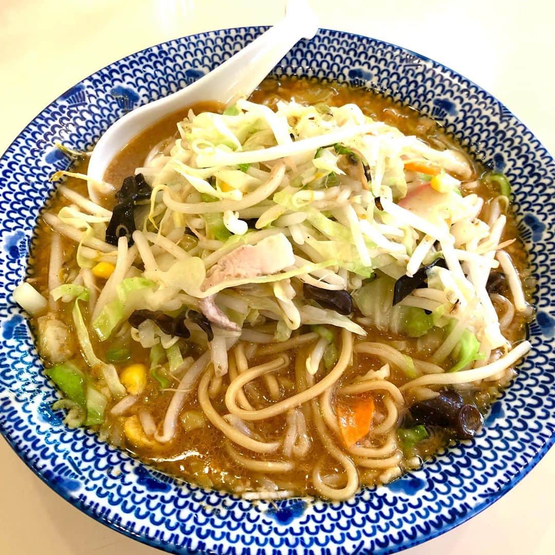 河内孝博のインスタグラム：「【麺麺活動】寒さ対策で“味噌ちゃんぽん麺”〜♪」