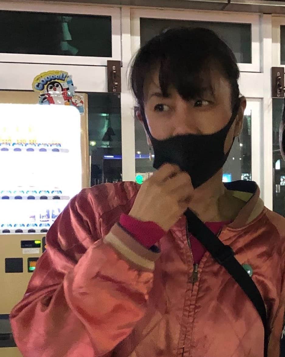 のインスタグラム：「あ、前髪できてます。」