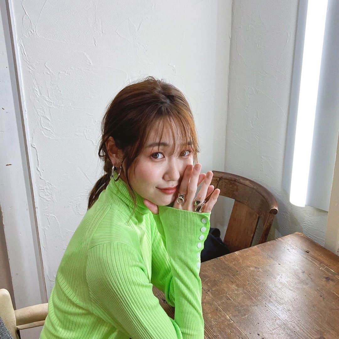 小林ようさんのインスタグラム写真 - (小林ようInstagram)「#💚💚💚 . #adametrope #turtleneck #fashion #tokyo #model #shooting #neoncolors #패션 #모델 #도쿄 #小林よう #小林のootd #タートルネック #ネオンカラー」10月17日 14時22分 - yoco12