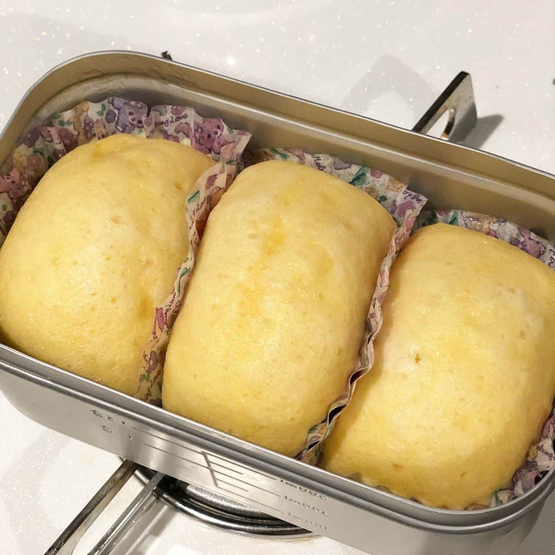 加藤夏希さんのインスタグラム写真 - (加藤夏希Instagram)「❤️本日のおやつ❤️ メスティンで蒸しパン作りました。めちゃめちゃ簡単じゃないかー！！！！ 簡単すぎて動画撮るか悩んでしまう。(練習でした) ぎゅーぎゅー感も可愛いですな(笑)」10月17日 15時08分 - natsukikato_official