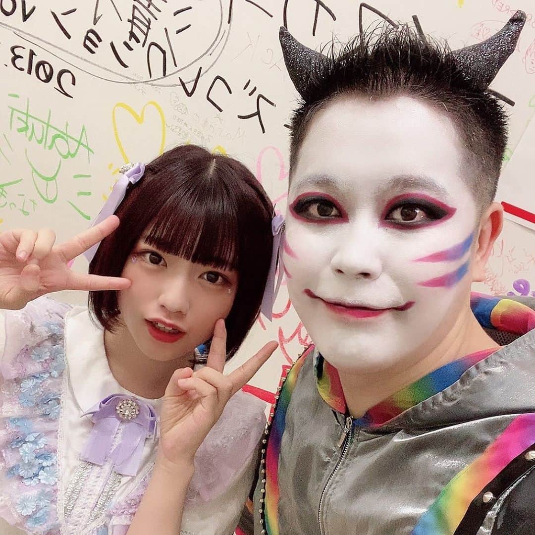 たっしーのインスタグラム：「ふみちゃん☺️ ＊ #モノクローン #虹色担当 #たっしー #アイドル」