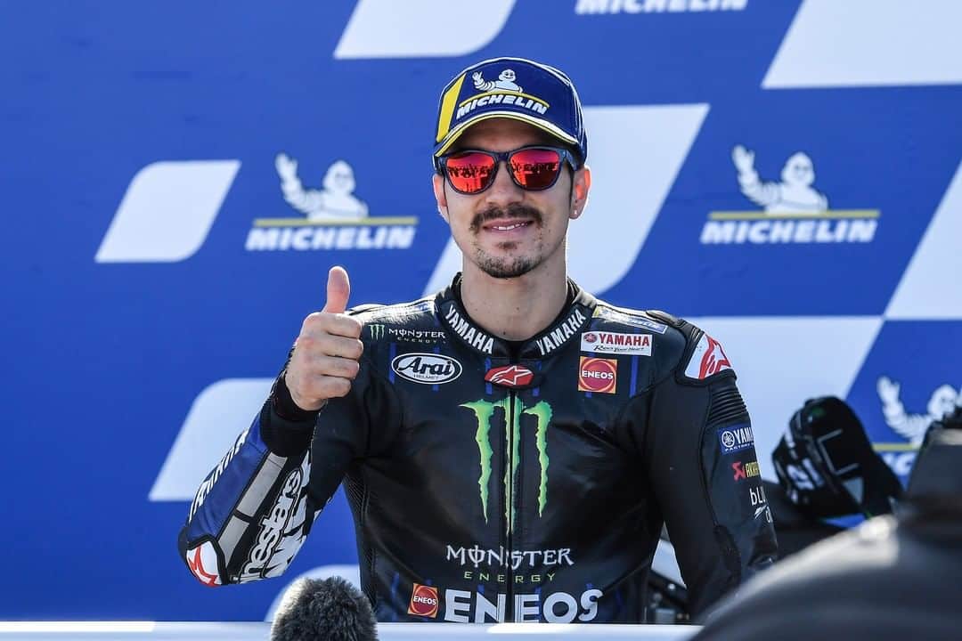 YamahaMotoGPさんのインスタグラム写真 - (YamahaMotoGPInstagram)「💬 @maverick12official, #AragonGP Qualifying Result - P2:  "I‘m quite happy, honestly. I couldn‘t ask for much more than this. The rhythm is good and I feel incredible. I‘m enjoying the laps. Aragon is a track I really like, so tomorrow I will go for the maximum. For tomorrow we are going to try to improve a little bit more, but I‘m very pleased about the first two days here. I think we can do a good job tomorrow."  #MonsterYamaha  #MotoGP」10月18日 0時54分 - yamahamotogp