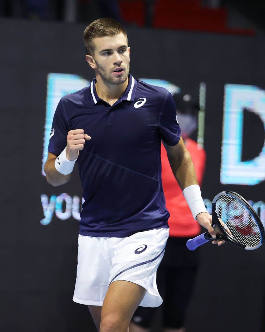 ATP World Tourさんのインスタグラム写真 - (ATP World TourInstagram)「Thriving in St. Petersburg 💪🏻   It’s back-to-back @formula_tx finals for @bornacoric!」10月18日 0時47分 - atptour