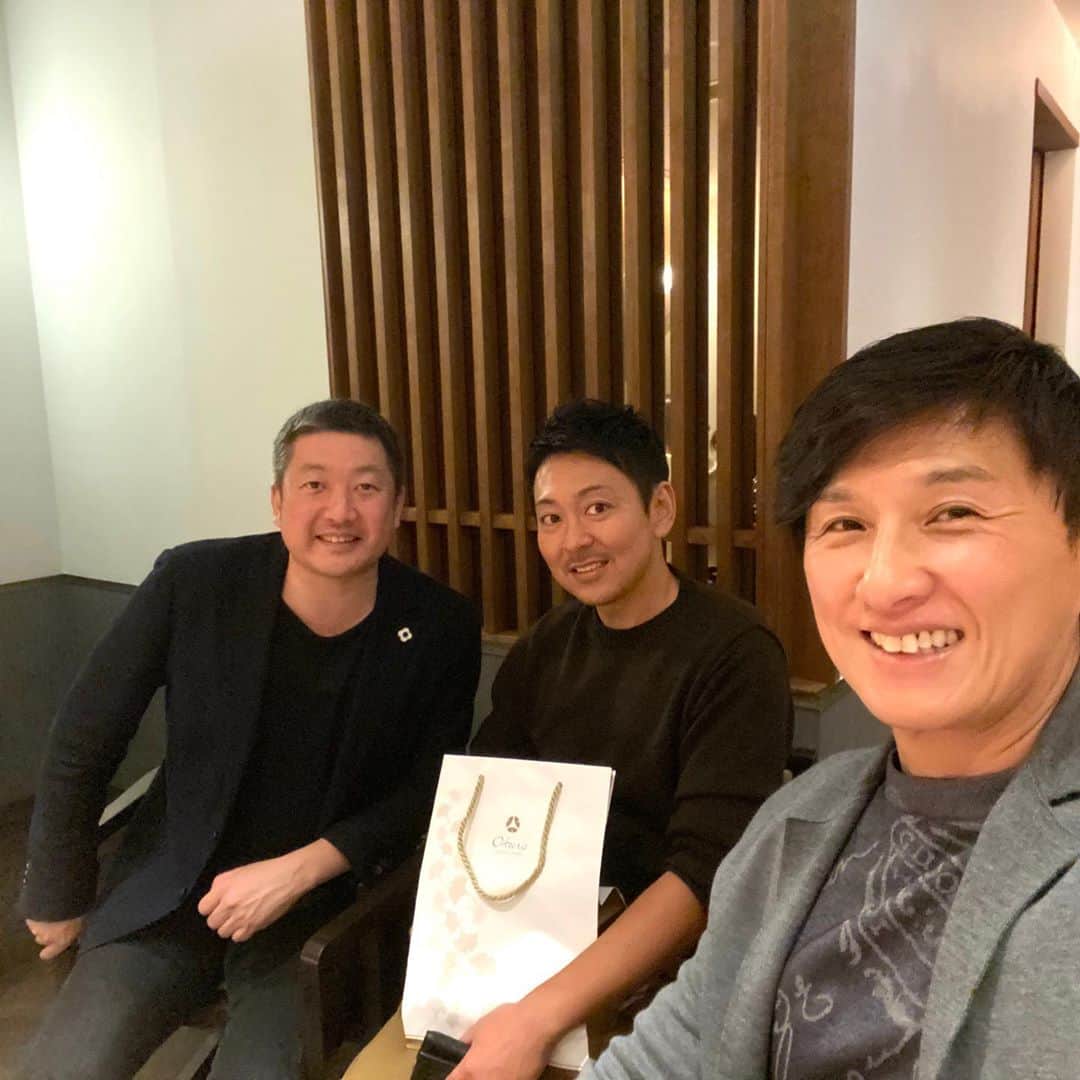 戸賀敬城のグルメインスタ