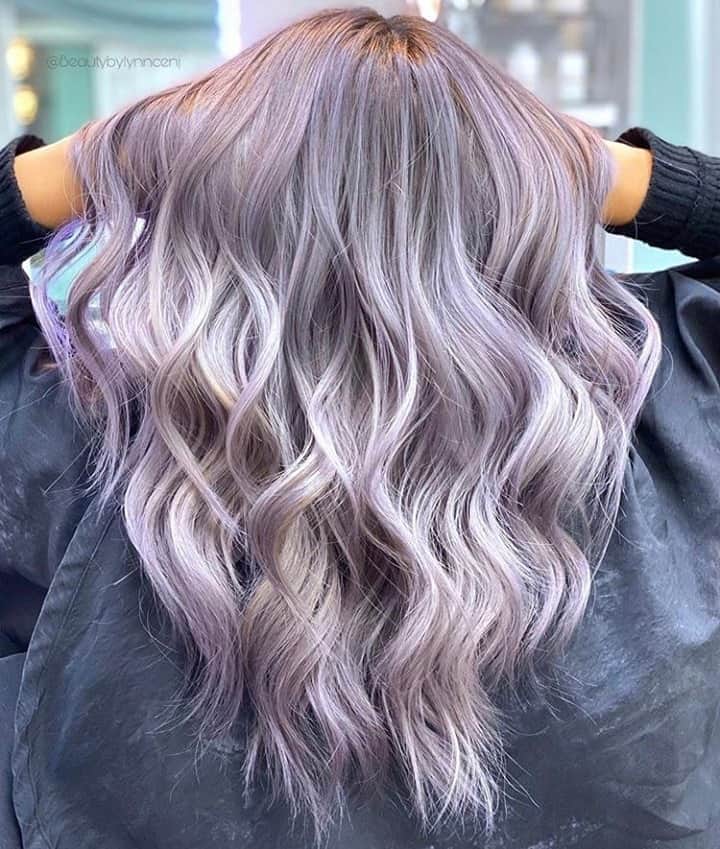 CosmoProf Beautyさんのインスタグラム写真 - (CosmoProf BeautyInstagram)「We LavenDARE you not to fall in love with this look💜⁣⁣⁣ ⁣⁣⁣ To style, @beautybylynnceni used @sebastianpro_northamerica Drench Treatment Foundation to provide silky body and bounce to her clients hair.⁣⁣⁣ ⁣⁣⁣ Find Sebastian Drench Treatment Foundation through your salon consultant, online and at your local #cosmoprofbeauty where you are #licensedtocreate⁣⁣⁣⁣⁣⁣⁣⁣ ⁣⁣⁣⁣⁣⁣ #repost #sebastianprofessional #sebastianpro #vivids #vividhair #purplehair #purplehairdontcare #lavenderhair」10月18日 2時01分 - cosmoprofbeauty