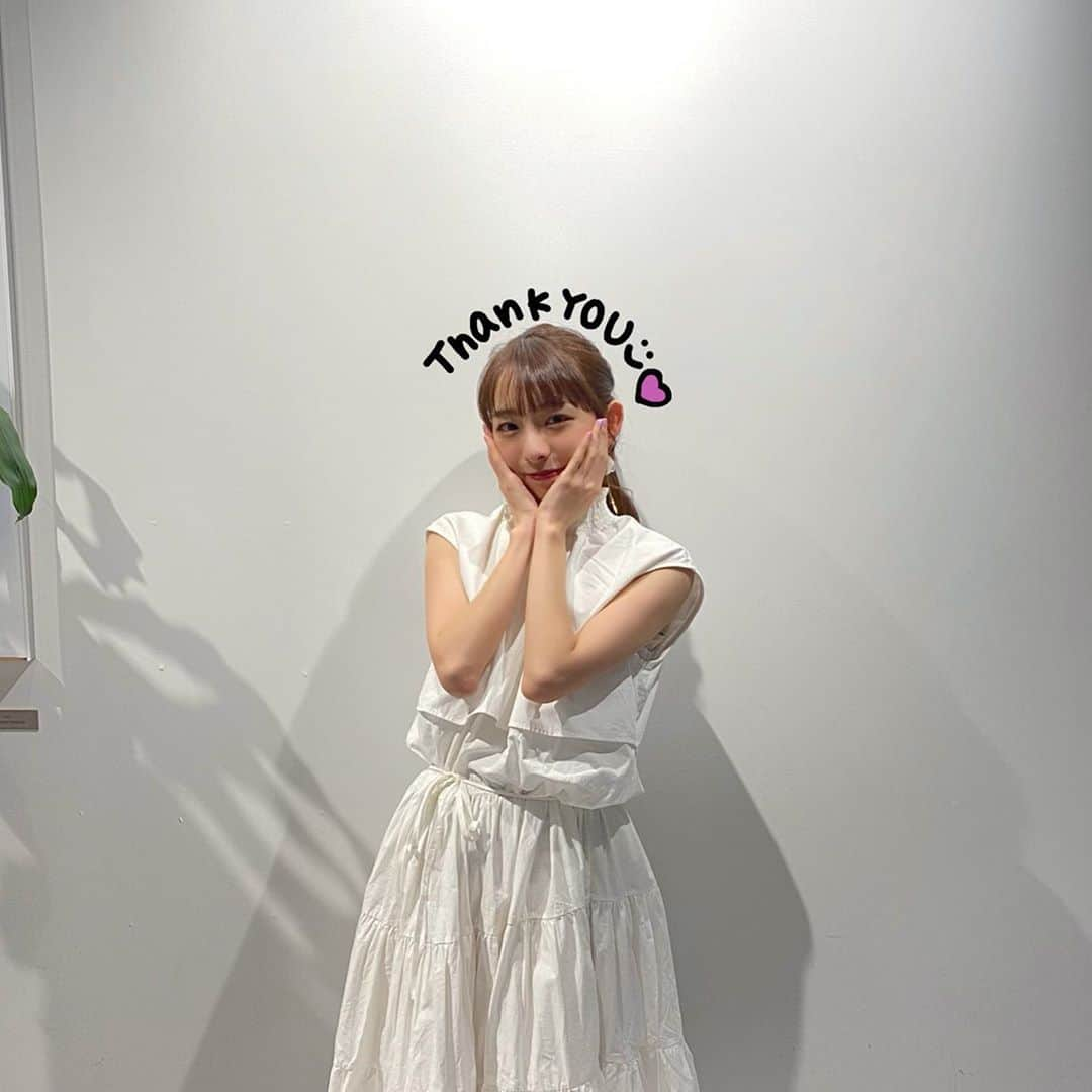 磯部杏莉さんのインスタグラム写真 - (磯部杏莉Instagram)「オンライントーク会、参加してくれた皆さんありがとうございました‪☺︎‬♡  初めてのオンライントークでどんな感じかな〜と緊張もありましたが、笑 すごく楽しかったです！！ そしてみなさんとお話出来て、嬉しかったです✨ サイン会・トーク会を通して皆さんと交流できて本当に嬉しいです。 いつもありがとう♡ これからもよろしくお願いします😊 #君がいた未来 #Aース」10月17日 17時29分 - isobe_anri