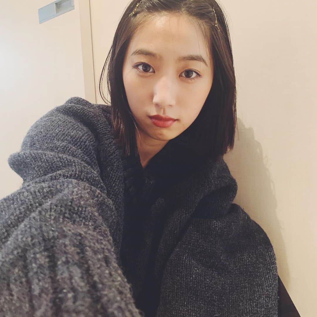 坂東希さんのインスタグラム写真 - (坂東希Instagram)「前髪伸びてきました、 とめるとラク🐶」10月17日 17時58分 - nozomibando_official