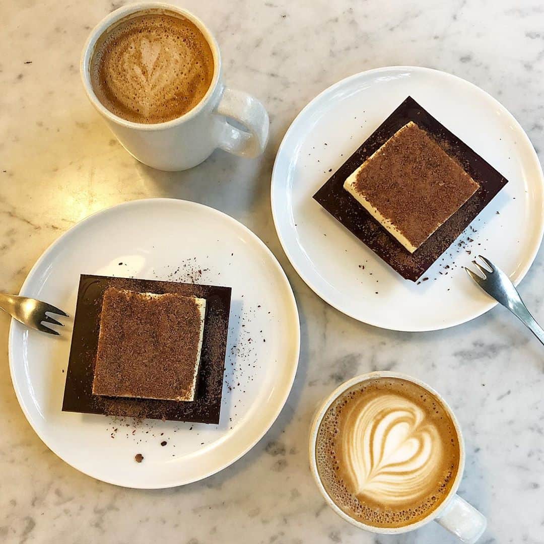 ひなたろす（佐原ひなた）のグルメインスタ