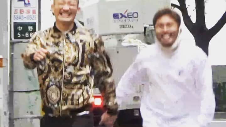 堀井翼のインスタグラム：「因縁の相手、ドンマイ川端とデートしてきた  まぁめっちゃ嫌いだけど今時だけは、許してやったから川端龍チャンネル見てな  おいドンマイ川端、近々決着つけような #因縁の相手 #ドンマイ川端  #川端龍チャンネル #堀井翼のラッキーパンチチャンネル #股間王」