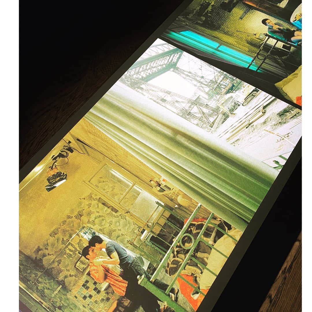 山本千織さんのインスタグラム写真 - (山本千織Instagram)「滑り込み王家衛。  ちょっとしたオフショットに涙。 #京都グラフィー」10月17日 18時27分 - chiobenfc