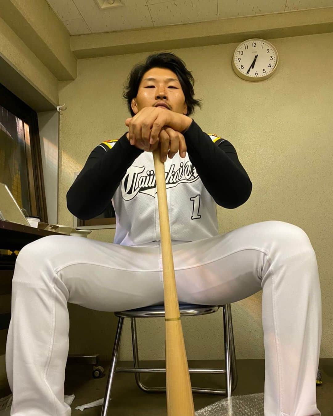 稲垣啓太のインスタグラム：「今夜19:00から炎の体育会TV。」