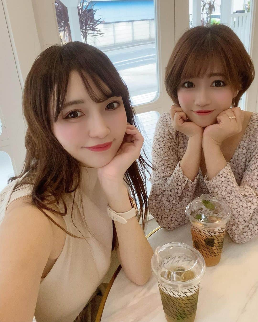 のインスタグラム：「. 室内でも外でも写真たくさん撮って楽しかったね🏝🌈  . #おしゃれカフェ #撮影スポット」
