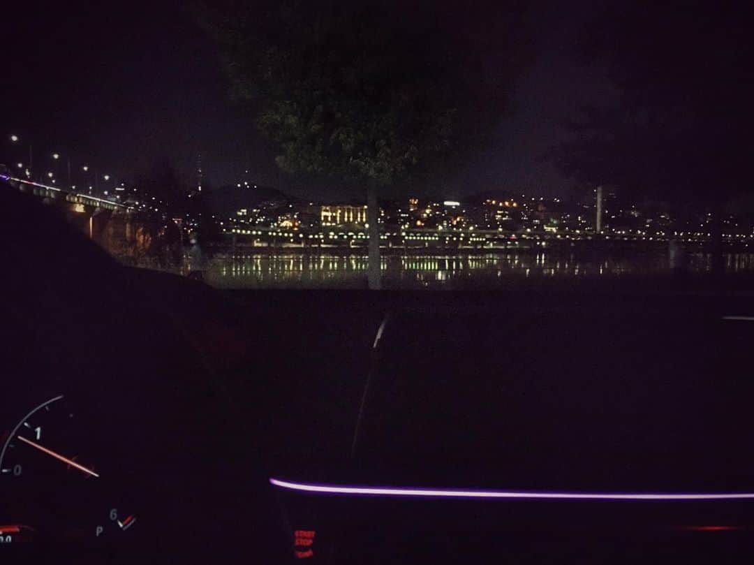 のインスタグラム：「참좋은계절이야 🌃」