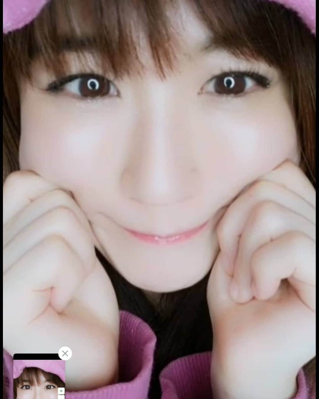 のインスタグラム：「明日は京都オフ会❤️❤️﻿ 早く寝ます💤﻿ ﻿ ﻿ ﻿ ﻿﻿ ﻿﻿﻿﻿﻿﻿﻿﻿﻿﻿﻿﻿﻿﻿﻿﻿﻿ 17ライブというライブ配信アプリをしています❤️﻿﻿﻿﻿﻿﻿﻿﻿﻿﻿﻿﻿﻿﻿﻿﻿﻿ アプリをダウンロードしていただいて﻿﻿﻿﻿﻿﻿﻿﻿﻿﻿﻿﻿﻿﻿﻿﻿﻿ ようこ❤️🌸❤️🌸﻿﻿﻿﻿﻿﻿﻿﻿﻿﻿﻿﻿﻿﻿﻿﻿﻿ と検索していただくと見れます✨﻿﻿﻿﻿﻿﻿﻿﻿﻿﻿﻿﻿﻿﻿﻿﻿﻿ 19時頃から配信してます。﻿﻿﻿﻿﻿﻿﻿﻿﻿﻿﻿﻿﻿﻿﻿﻿﻿ おうち時間にぜひ🤭﻿﻿﻿﻿﻿﻿﻿﻿﻿﻿﻿﻿﻿﻿﻿﻿﻿ #ライブ配信#配信﻿﻿﻿﻿﻿﻿﻿﻿﻿﻿﻿﻿﻿﻿﻿﻿﻿ #アプリ#17ライブ﻿﻿﻿﻿﻿﻿﻿﻿﻿ ﻿﻿﻿﻿﻿﻿﻿﻿﻿ #グラビア#インスタグラビア﻿﻿﻿﻿﻿﻿﻿﻿#綺麗になりたい﻿﻿﻿﻿﻿﻿ #セクシー#sexy#笑顔#ダイエット﻿﻿﻿﻿﻿﻿﻿﻿﻿﻿﻿﻿﻿﻿﻿﻿﻿ #diet#美容#美容好きな人と繋がりたい﻿﻿﻿﻿﻿﻿﻿﻿﻿﻿﻿﻿﻿﻿ #お尻#尻#hip#インフルエンサー」