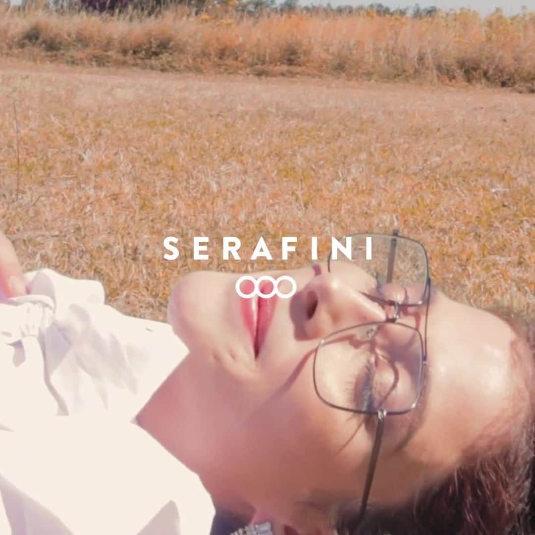 のインスタグラム：「A journey between colors and nature! ⁠ New FW20 Campaign. ⁠ #WeAreSerafini #SerafiniShoes⁠ .⁠ .⁠ .⁠ #newin #newcollection #fw20 #newcollection2020 #newcampaign #fallwinter #showroomnodum #gpshowroommilano #fashionrappresentanze ⁠ #sneakers #shoes #fashion #sneaker #sneakersaddict #style #sneakerheads #streetwear #ootd #igsneakercommunity  #sneakerporn #sneakerholics #sneakerfreaker #footwear #shoesaddict #nature #woman #musthave #tuscany」