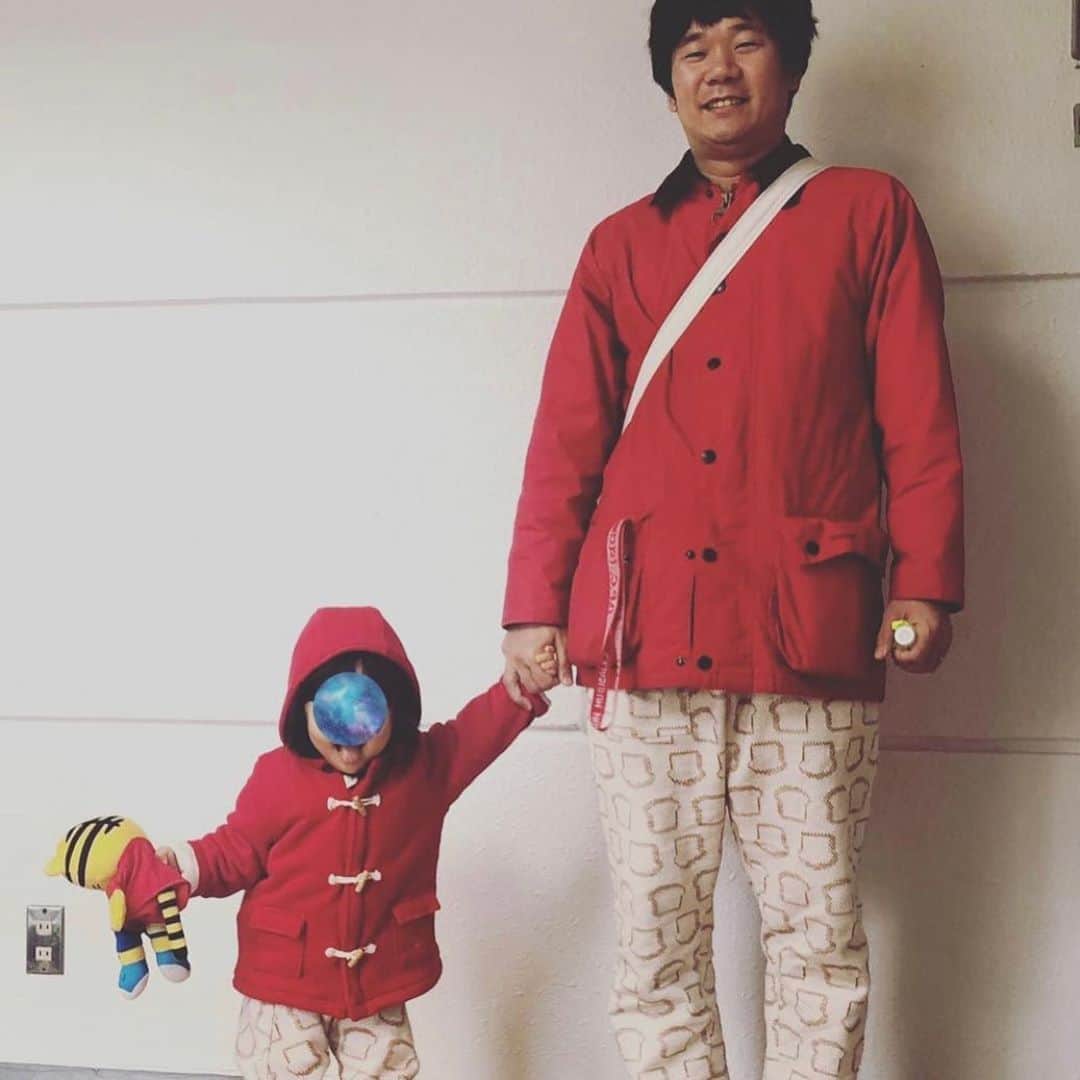 犬山紙子さんのインスタグラム写真 - (犬山紙子Instagram)「チャゲの愛しい服愛しすぎる服がサイズアウトして私が咽び泣いてます、思い出をここに残しておかないと成仏できない😭😭😭😭」10月17日 20時36分 - inuyamakamiko